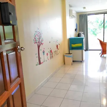 Affordable Cozy Apartment @ Coral Bay Resort Kampong Pasir Bogak Exterior photo