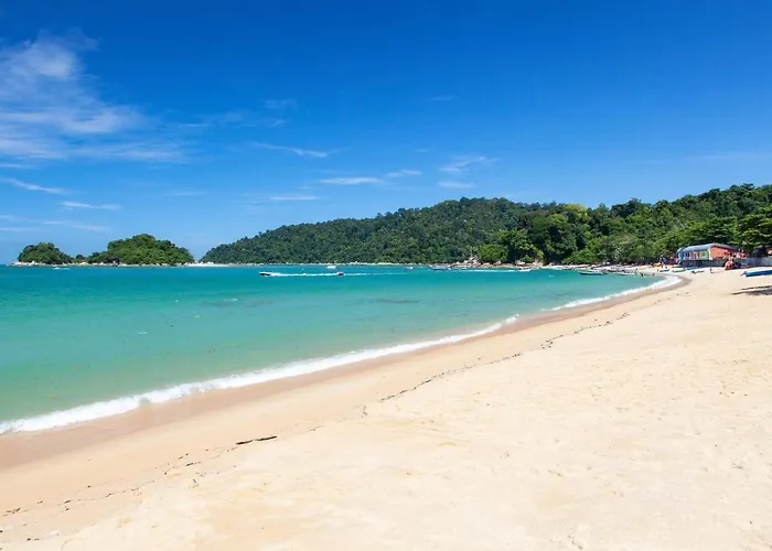Affordable Cozy Apartment @ Coral Bay Resort