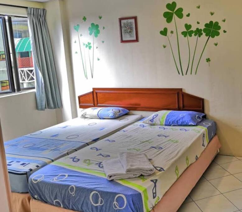 Affordable Cozy @ Coral Bay Apartment